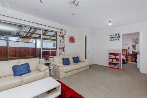 Photo of property in 2/37 Stredwick Drive, Torbay, Auckland, 0630