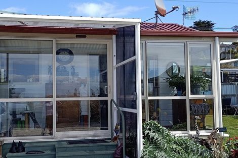 Photo of property in 50 Onslow Street, Bluff, 9814