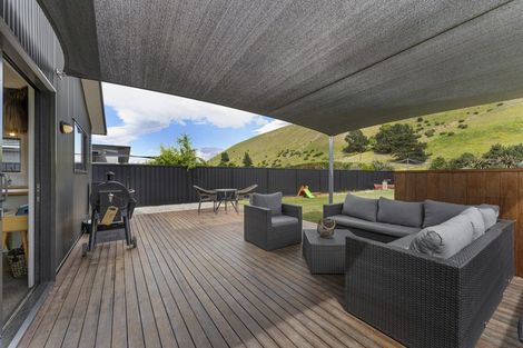 Photo of property in 32 Perriam Place, Mount Pisa, Cromwell, 9383