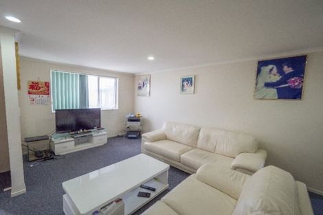 Photo of property in 22 Serenity Place, Otara, Auckland, 2023