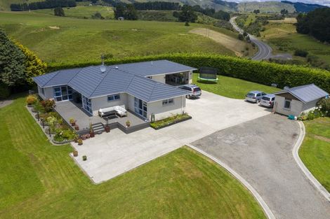 Photo of property in 5 Buckley Road, Shannon, Palmerston North, 4474