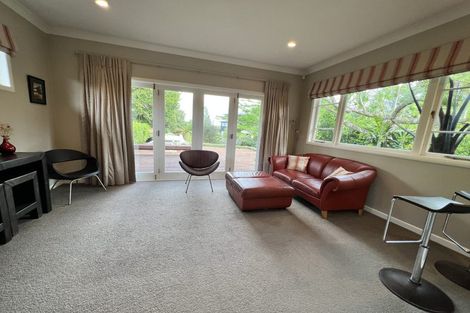 Photo of property in 44 Braid Road, St Andrews, Hamilton, 3200