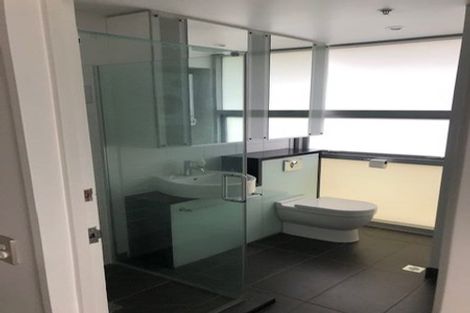 Photo of property in Summit Apartments, 5/184 Molesworth Street, Thorndon, Wellington, 6011