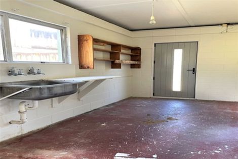 Photo of property in 41 Victoria Avenue, Waiuku, 2123