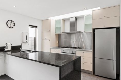 Photo of property in 43 Winchester Street, Merivale, Christchurch, 8014