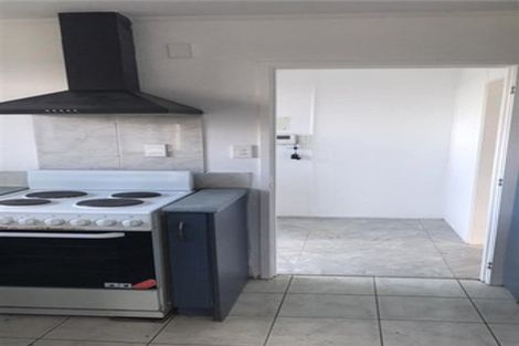 Photo of property in 49 Hyperion Drive, Randwick Park, Auckland, 2105