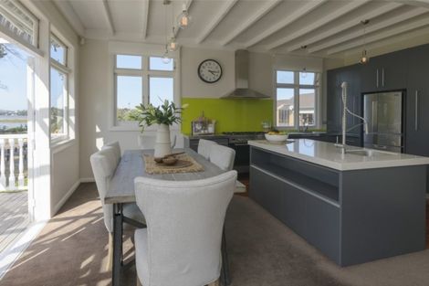 Photo of property in 505c Point Chevalier Road, Point Chevalier, Auckland, 1022