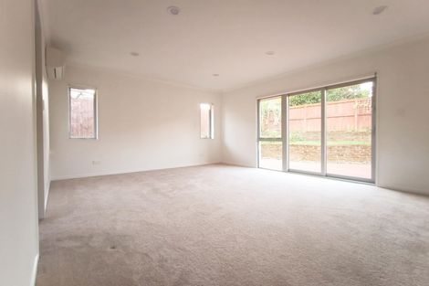Photo of property in 9 Cornelian Crescent, Half Moon Bay, Auckland, 2012