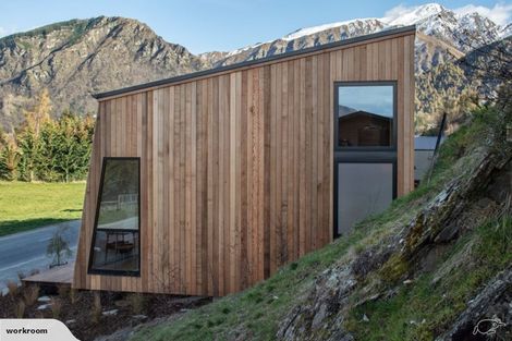 Photo of property in 63 Mcdonnell Road, Arrowtown, 9302