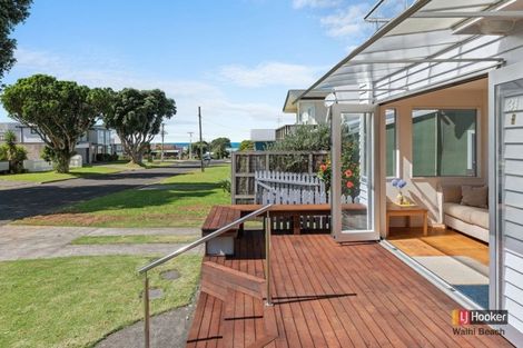 Photo of property in 31 Ocean View Road, Waihi Beach, 3611