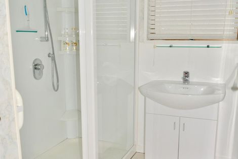 Photo of property in 1 Cornish Place, Cromwell, 9310