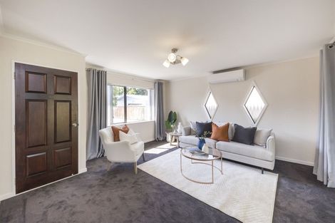 Photo of property in 9 Rolleston Street, Hokowhitu, Palmerston North, 4410