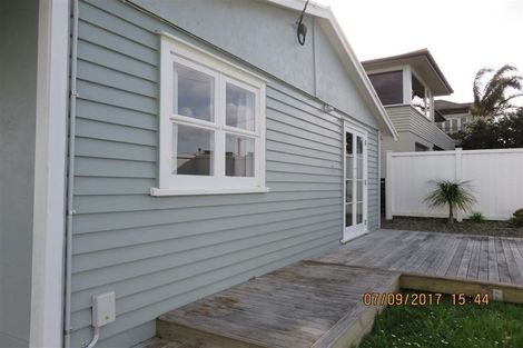 Photo of property in 2/46 Gulf View Road, Murrays Bay, Auckland, 0630
