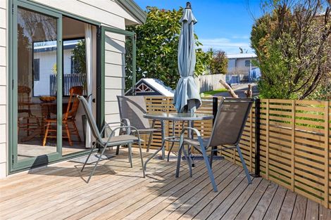 Photo of property in 3 Titiro Way, Welcome Bay, Tauranga, 3112