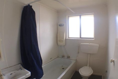 Photo of property in 3/76 Portage Road, New Lynn, Auckland, 0600