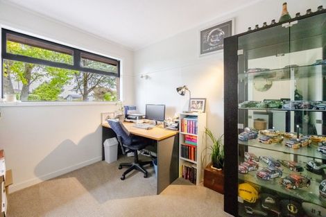 Photo of property in 19 Francis Drake Street, Waipukurau, 4200