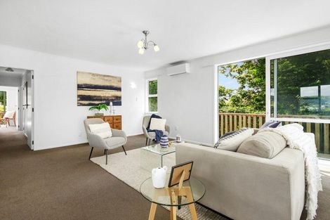 Photo of property in 35a Ranui Terrace, Tawa, Wellington, 5028
