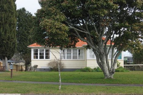 Photo of property in 98 Fairfield Road, Fairfield, Hamilton, 3214