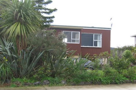 Photo of property in 19 Barrier View Road, Leigh, 0985