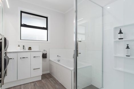 Photo of property in 25 Whitaker Street, Otumoetai, Tauranga, 3110