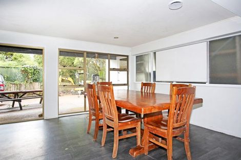 Photo of property in 2 Brough Road, Manurewa East, Auckland, 2102