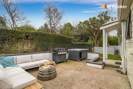 Photo of property in 27 Glenross Street, Glenross, Dunedin, 9011