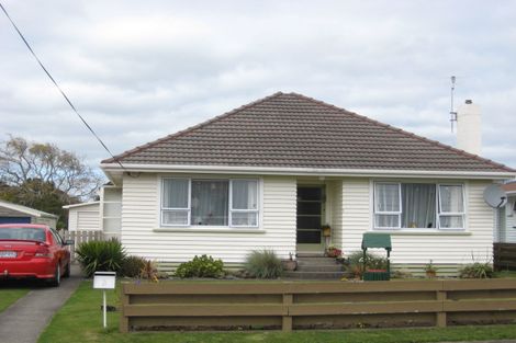 Photo of property in 21 Walsh Road, Westown, New Plymouth, 4310