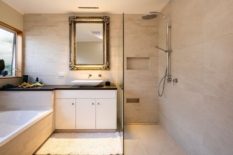 Photo of property in 50 Park Road, Greenmeadows, Napier, 4112