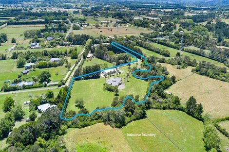 Photo of property in 154 Boord Crescent, Kumeu, 0891