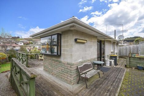 Photo of property in 3 Elwyn Crescent, Green Island, Dunedin, 9018