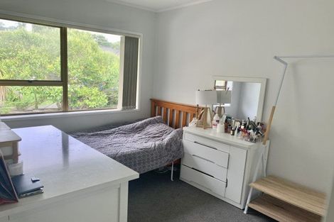Photo of property in 1/19 Chequers Avenue, Glenfield, Auckland, 0629
