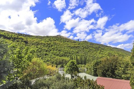 Photo of property in 77b Devon Street, Arrowtown, 9302