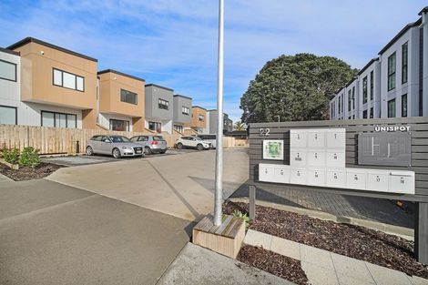 Photo of property in 9/22 Ryburn Road, Mount Wellington, Auckland, 1062