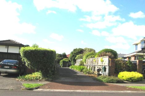 Photo of property in 18 Simmental Crescent, Somerville, Auckland, 2014