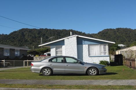 Photo of property in 94 Domett Esplanade, Cobden, Greymouth, 7802