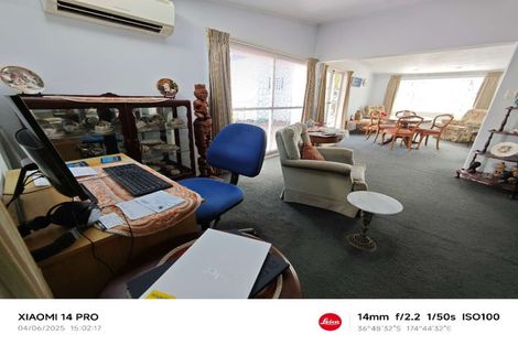 Photo of property in 1/17 Nutsey Avenue, Northcote, Auckland, 0627