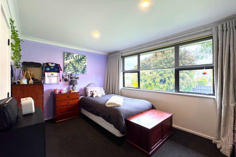 Photo of property in 110 Ruamahanga Crescent, Terrace End, Palmerston North, 4410