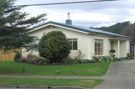 Photo of property in 158 Reynolds Street, Taita, Lower Hutt, 5011