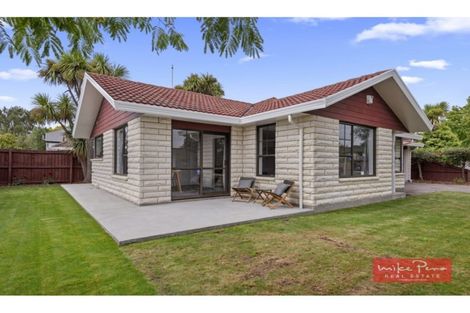 Photo of property in 1/34 Solomon Avenue, Redwood, Christchurch, 8051