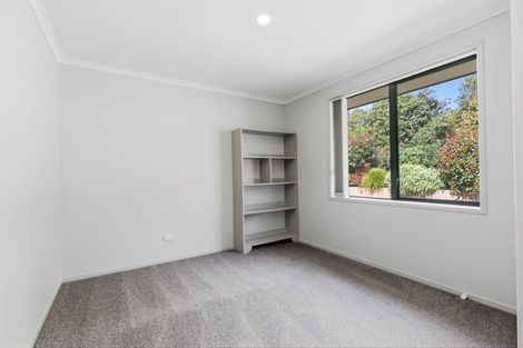 Photo of property in 30 Seabreeze Place, Papamoa Beach, Papamoa, 3118