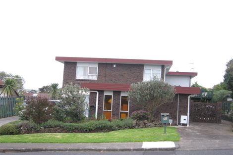 Photo of property in 45 Pigeon Mountain Road, Half Moon Bay, Auckland, 2012