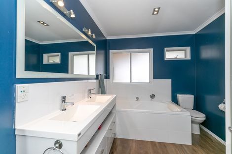 Photo of property in 64 Bryce Street, Cambridge, 3434