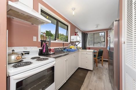 Photo of property in 10 Cameron Road, Hamilton East, Hamilton, 3216