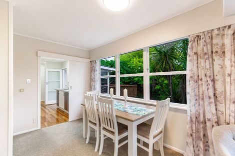 Photo of property in 114a Colwill Road, Massey, Auckland, 0614