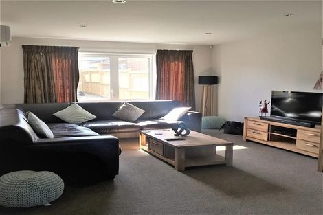 Photo of property in 54 Pencaitland Drive, Flat Bush, Auckland, 2019