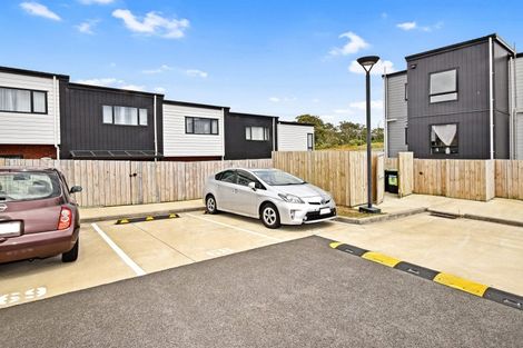 Photo of property in 10 Finstock Way, Rolleston, 7614