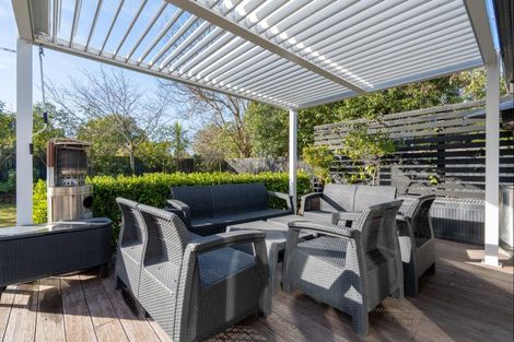 Photo of property in 16 Flaxgrove Place, Parklands, Christchurch, 8083