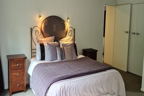 Photo of property in 43 Sharon Road, Waiake, Auckland, 0630