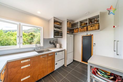 Photo of property in 15 Cleary Street, Waterloo, Lower Hutt, 5011