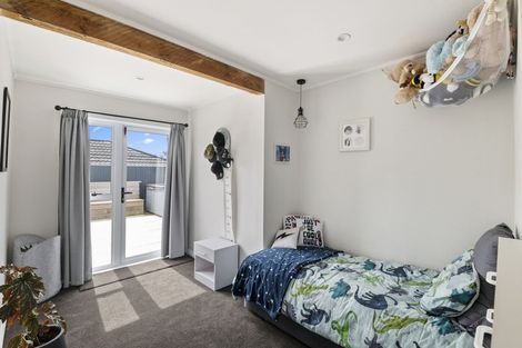 Photo of property in 276 Te Moana Road, Waikanae, 5036